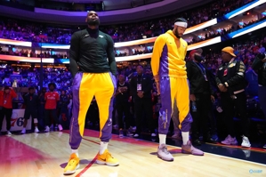 Đi du lịch mệt mỏi! Lakers có số dặm chạy nhiều thứ năm trong giải đấu vào tháng 12 và sẽ tụt xuống thứ sáu trong giải đấu vào tháng Giêng.