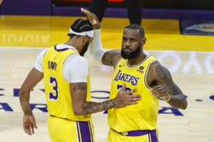 Trận đấu vòng loại play-off! ESPN dự đoán tỷ lệ thắng của Lakers chỉ là 31% và tỷ lệ thắng của Jazz là 69%