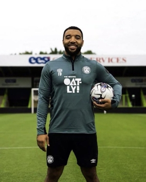 [Sa thải trong 29 ngày] Đội bóng hạng Hai Anh Green Forest Rovers tuyên bố sa thải huấn luyện viên trưởng Deeney, khiến đội bóng có tỷ lệ thắng 0