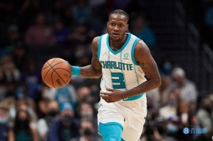 Giao dịch với nhiệt! Rozier trở thành chủ đề thịnh hành thứ hai trên Twitter ở Hoa Kỳ, với Lowry và the Hornets trong số các chủ đề