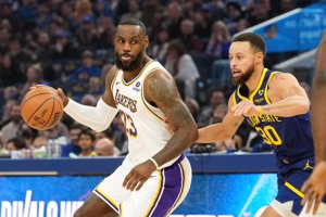 Lão Chiến "kiếm được tiền"! Giải thích tại sao thời gian tấn công của Lakers thay đổi từ 5 giây thành 14 giây!