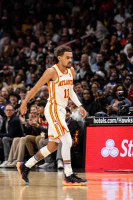 Thật khó để cứu vãn tình hình! Trae Young ghi được 25 điểm và 12 pha kiến ​​​​tạo khi thực hiện 8/14 cú sút.