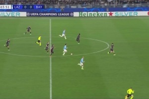 Champions League - Bayern 0-1 Lazio thua 2 trận liên tiếp Yupa ăn điểm đỏ Bayern không có cú sút trúng đích nào.