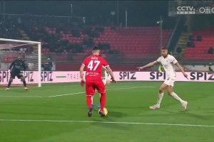 Serie A - Ten-man Milan 2-4 Chuỗi 9 trận bất bại của Jovic đã tát đối thủ đỏ mặt và Jiafu cho anh ta một điểm.