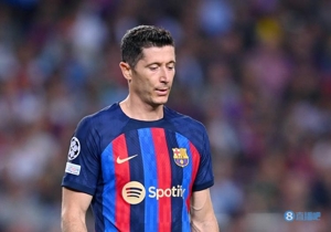 TA: Phong độ của Lewandowski không tốt như mong đợi, một số lãnh đạo cấp cao ở Barcelona đang tính chuyện bán cầu thủ