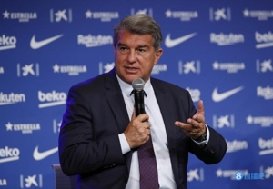 Romero: Laporta đã gặp đại diện Nike vào tối thứ Ba để thảo luận về việc tài trợ áo đấu