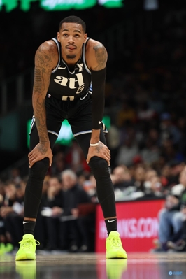 Hiệu quả nhưng khó tiết kiệm! Dejounte Murray ghi được 28 điểm, 6 rebound và 5 kiến ​​tạo trong loạt sút 11/19.