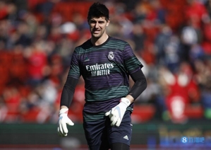 Canizares: Courtois là thủ môn xuất sắc nhất thế giới