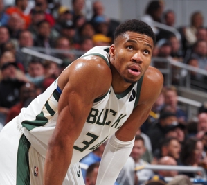 Shams: Bucks không quá lo lắng về chấn thương của Antetokounmpo, cho rằng đó là chứng đau gân Achilles