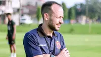 BRI Super League: Pelatih Persijap Sudah Siapkan Trik untuk Mencuri Poin di Kandang PSM