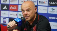 BRI Super League: Pelatih Bali United Paham Kekuatan Persija, Pertanyakan Sanksi Komdis untuk Joao Ferrari